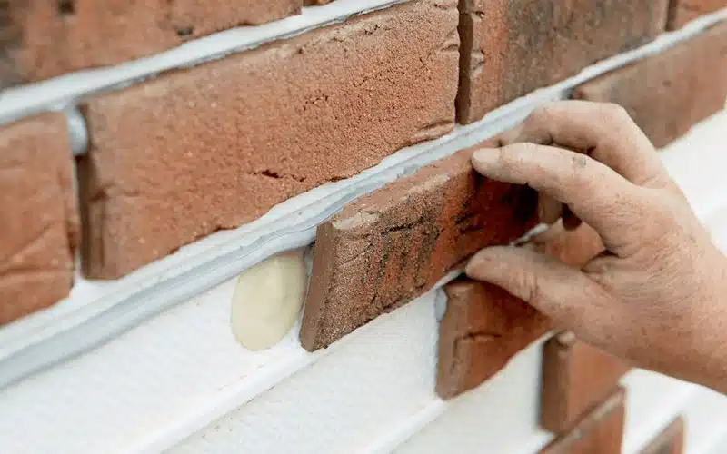 چسب آجر نما و بررسی ویژگی های چسب آجر نما شیمی ساختمان و معرفی چسب آجر نما برای چسباندن دو آجر روی هم به همراه قمیت خرید چسب آجرنما از فروشگاه آرن تجارت سام