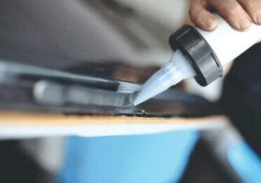 انواع چسب شیشه خودرو